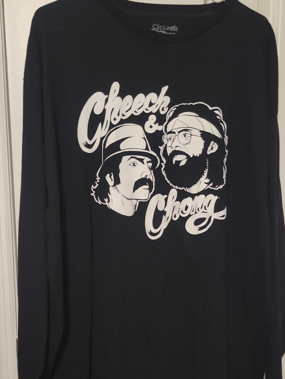 Men's Black Graphic Long-Sleeve Shirt